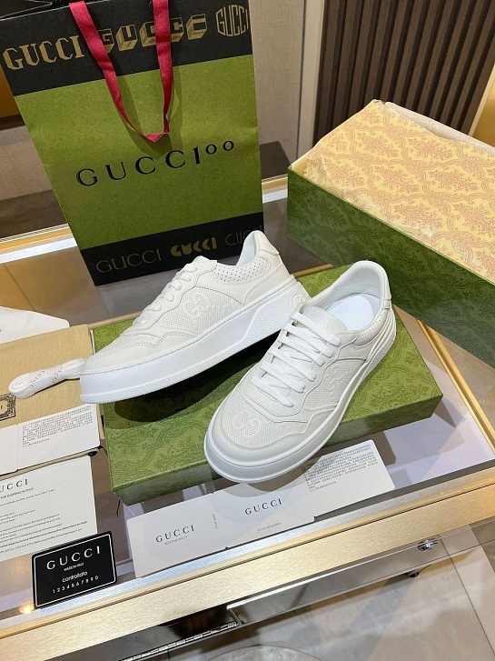 Женские кроссовки Gucci Chunky B Premium - White