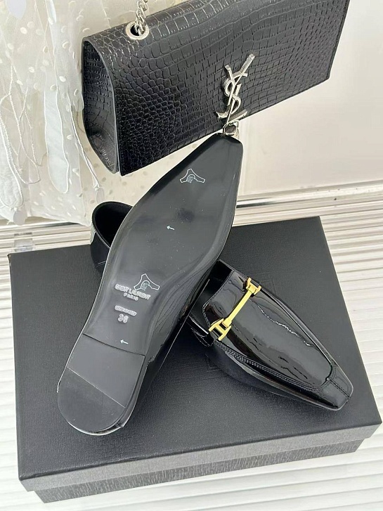 Женские кожаные лоферы чёрного цвета Yves Saint Laurent premium