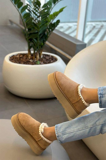 Женские зимние слиперы с мехом UGG Tasman   