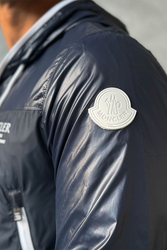 Мужская тёмно-синяя ветровка Moncler Vaugirard