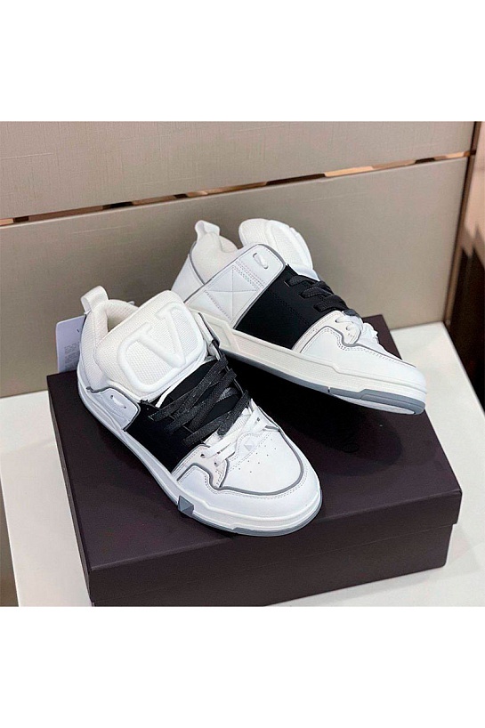 Мужские кожаные кроссовки Valentino