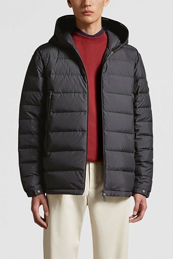 Мужской чёрный пуховик Moncler Chambeyron   