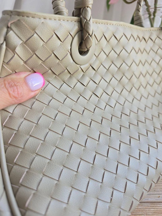 Кожаная сумка Bottega Veneta Basket 30x20 см - Beige