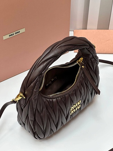 Кожаная сумка MIU MIU Wander matelasse Premium 20x17x6 см   