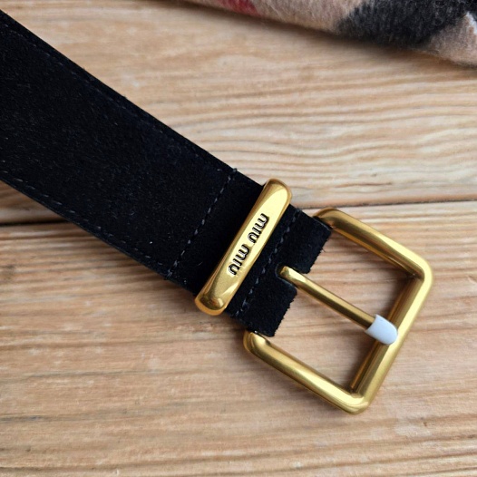 Замшевый ремень MIU MIU   