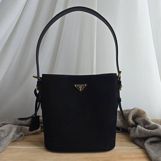 Замшевая сумка Prada Bucket 24x22 см - Black   