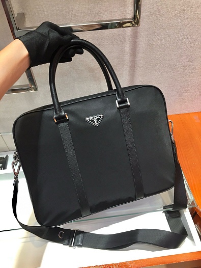 Нейлоновый портфель Prada Premium 36x28x7 см   