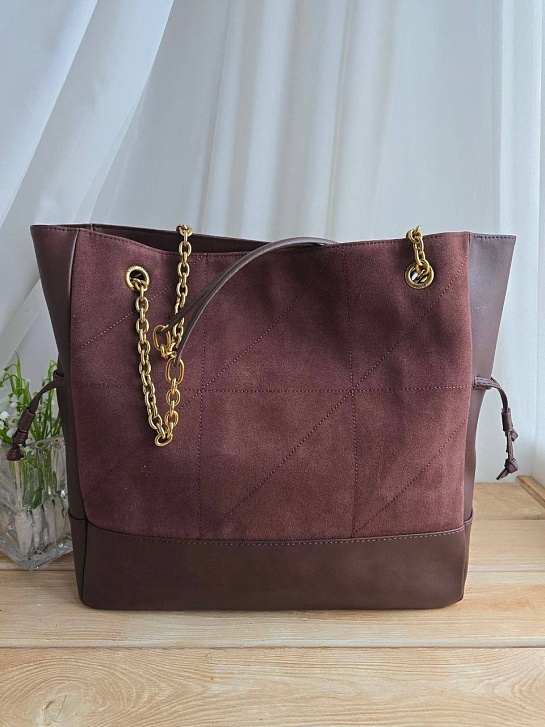 Замшевая сумка Yves Saint Laurent 38x34 см