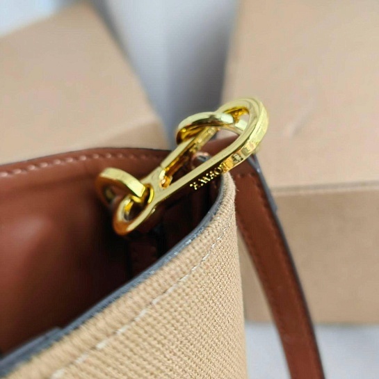 Cумка Loewe Anagram tote бежевого цвета 23x23 см