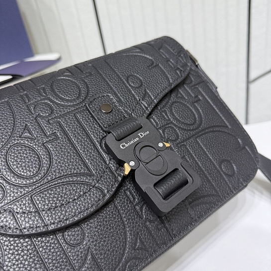 Кожаная сумка Dior Saddle Messenger Premium 23x17.5x6 см