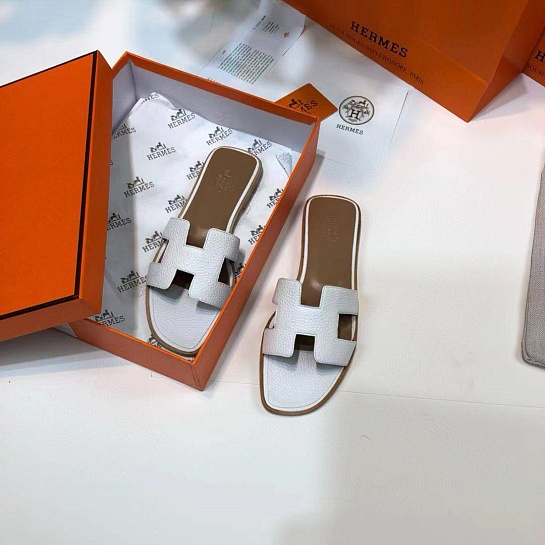 Женские кожаные шлёпанцы Hermes Oran
