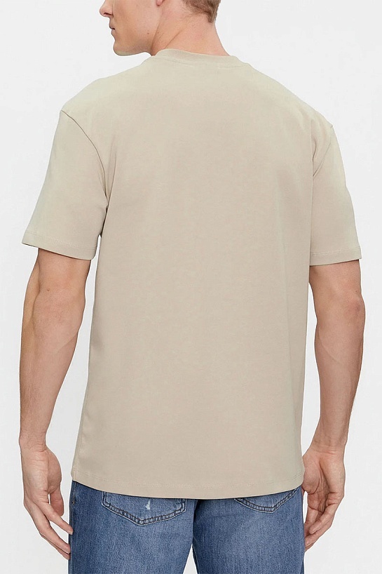 Мужская бежевая футболка Hugo Boss Dalile