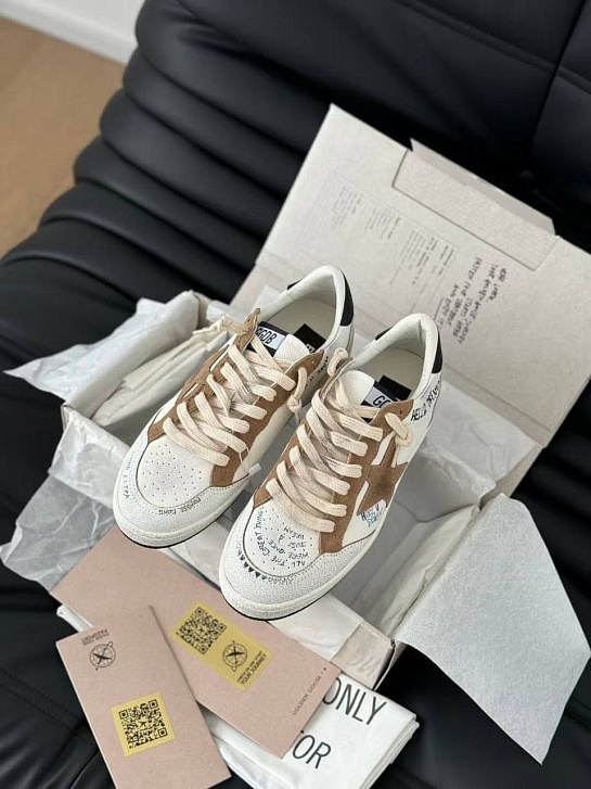 Женские кожаные кроссовки Golden Goose Ball Star Premium - Beige / White