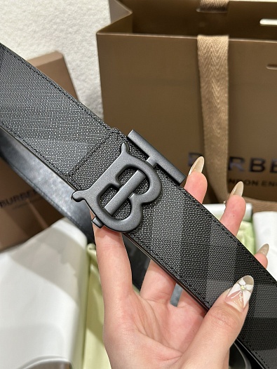 Кожаный ремень Burberry Check TB premium   