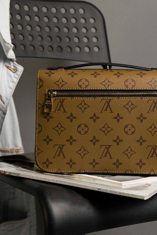 Кожаная сумка Louis Vuitton Pochette Metis Monogram Reverse 25x19x7 см
