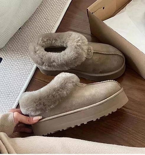 Женские ботинки с мехом UGG Mate Revival - Grey   