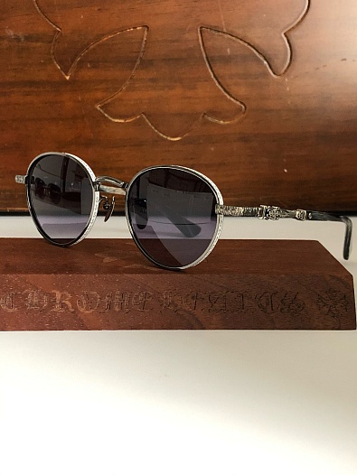 Солнцезащитные очки Chrome Hearts Metal Oval   