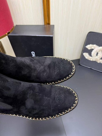 Женские замшевые сапоги Chanel   