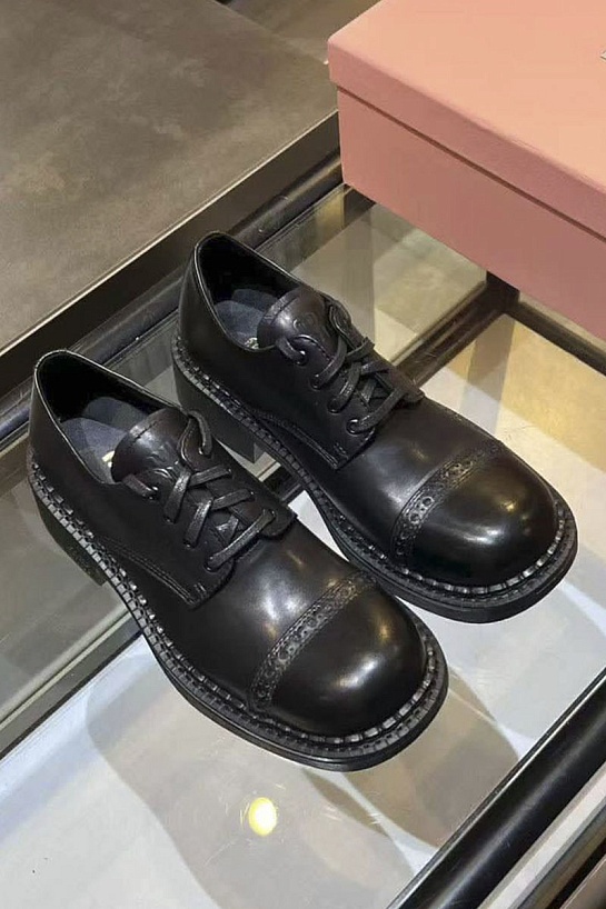 Женские кожаные ботинки дерби MIU MIU