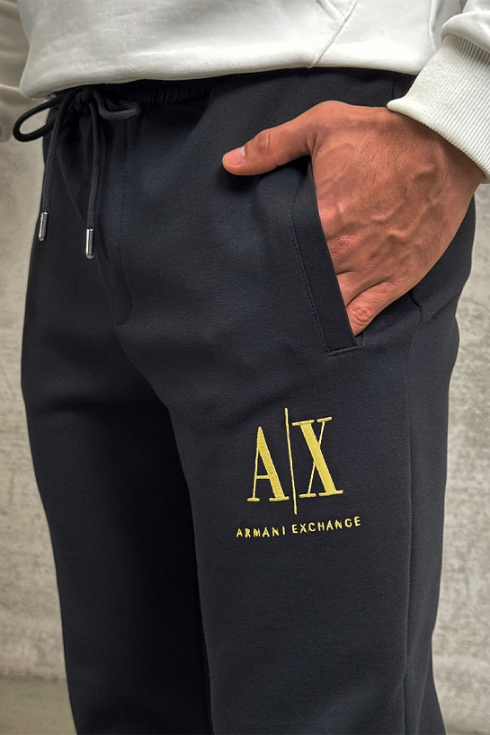 Чёрные спортивные штаны Armani Exchange gold embroidery