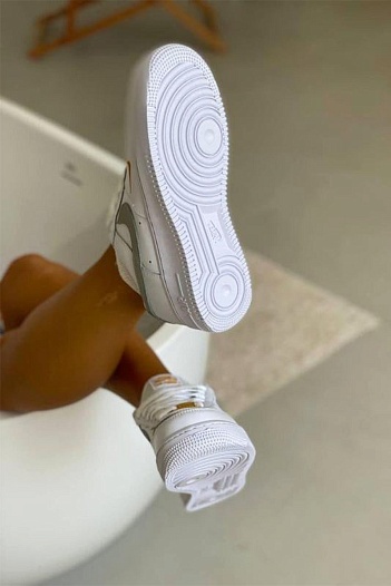 Кроссовки Nike Air Force 1 Mini Swoosh - Grey / Gold   