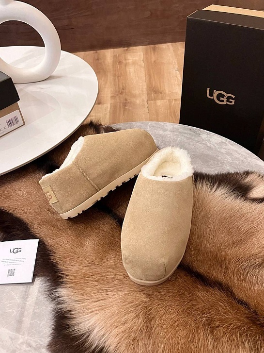 Женские слипоны с мехом UGG Tasman - Beige
