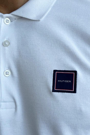 Классическое мужское поло Tommy Hilfiger белого цвета   
