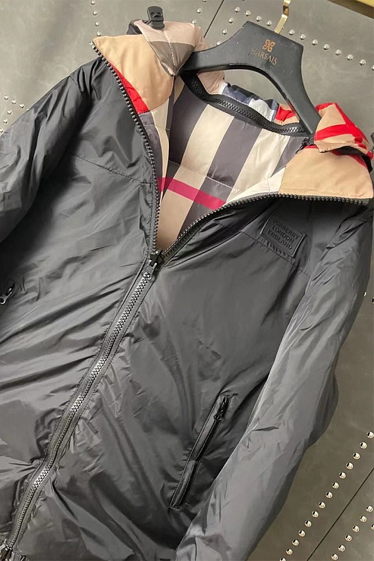 Женский двусторонний пуховик Burberry