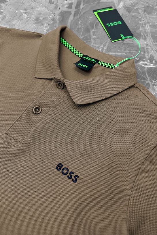 Мужское поло Hugo Boss бежевого цвета