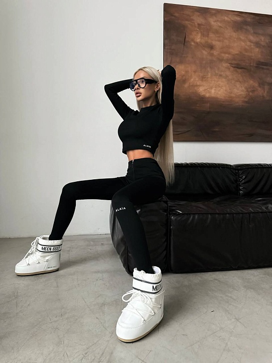 Женский лонгслив на флисе чёрного цвета Alaia