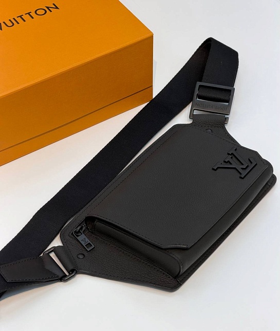 Кожаная сумка на пояс Louis Vuitton Aerogram Takeoff Sling premium 30x16x3 см
