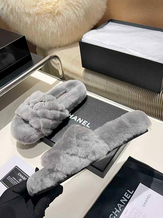 Женские меховые шлёпанцы Chanel Oran premium - Grey