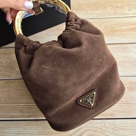 Женская замшевая сумка Prada 20x16