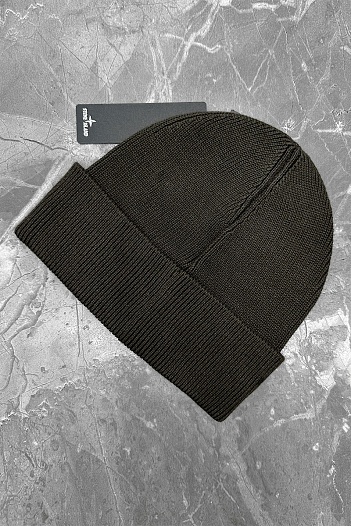 Зелёная шапка Stone Island compass-patch   
