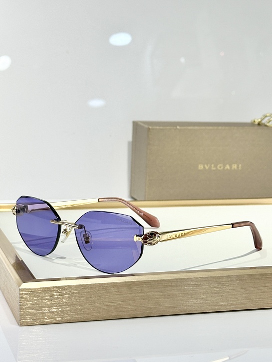 Солнцезащитные очки Bvlgari Serpenti