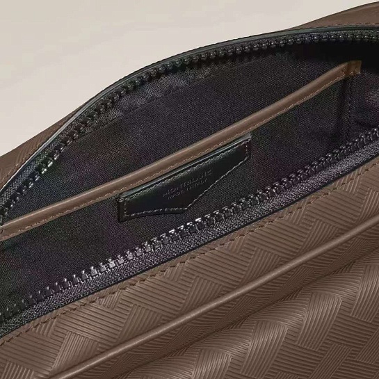 Кожаная сумка Montblanc Messenger Extreme 3.0 M Lock 24.5x17.5x7 см
