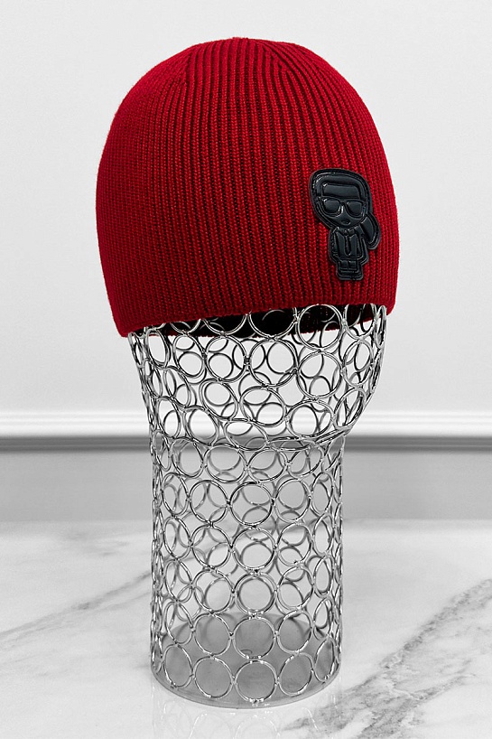 Мужская шапка красного цвета Karl Lagerfeld logo-patch