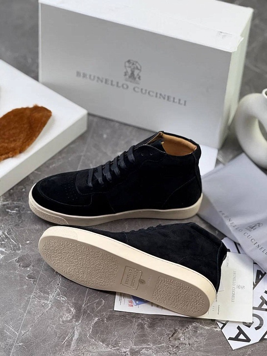 Замшевые кроссовки с меховой стелькой Brunello Cucinelli