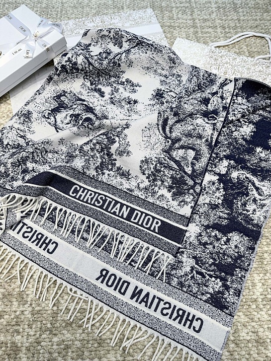 Шарф Dior Toile de Jouy Sauvage premium 140x140 см