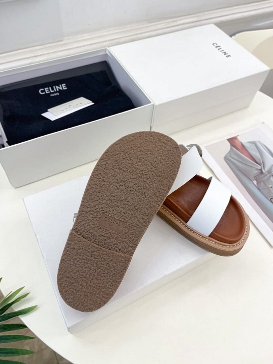 Женские кожаные шлёпанцы Celine