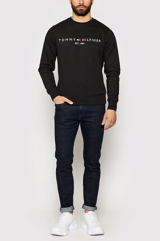 Свитшот чёрного цвета Tommy Hilfiger logo-embroidered
