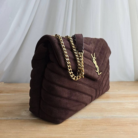 Замшевая сумка Yves Saint Laurent 32x23 см