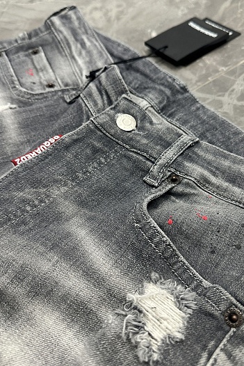 Джинсовые шорты Dsquared2 серого цвета   