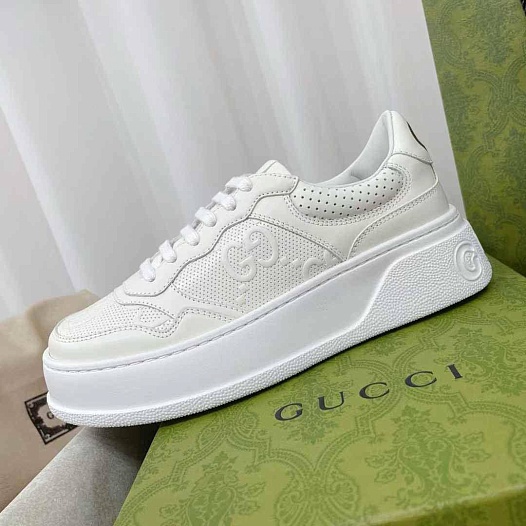 Женские кроссовки Gucci GG Chunky B - White   
