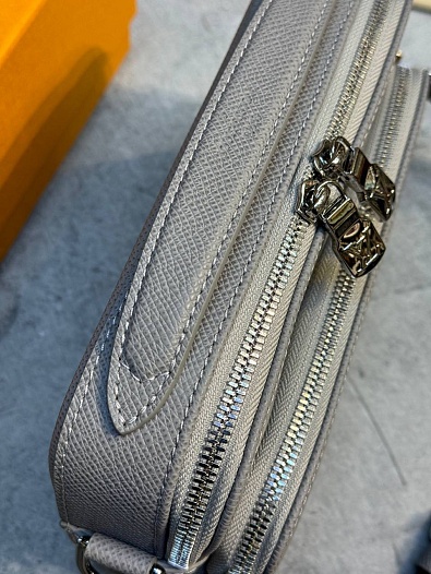 Кожаная сумка Louis Vuitton Avenue Messenger Premium 22.6x15.5x7 см   