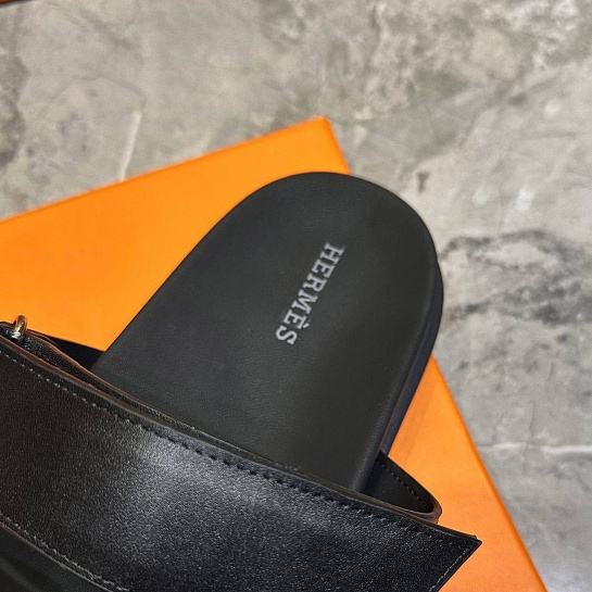 Кожаные шлёпанцы Hermes Chypre