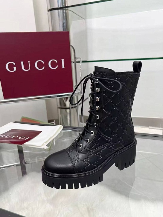 Женские кожаные ботинки Gucci Double G