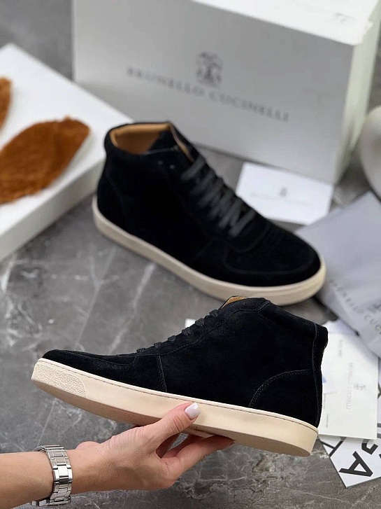 Замшевые кроссовки с меховой стелькой Brunello Cucinelli