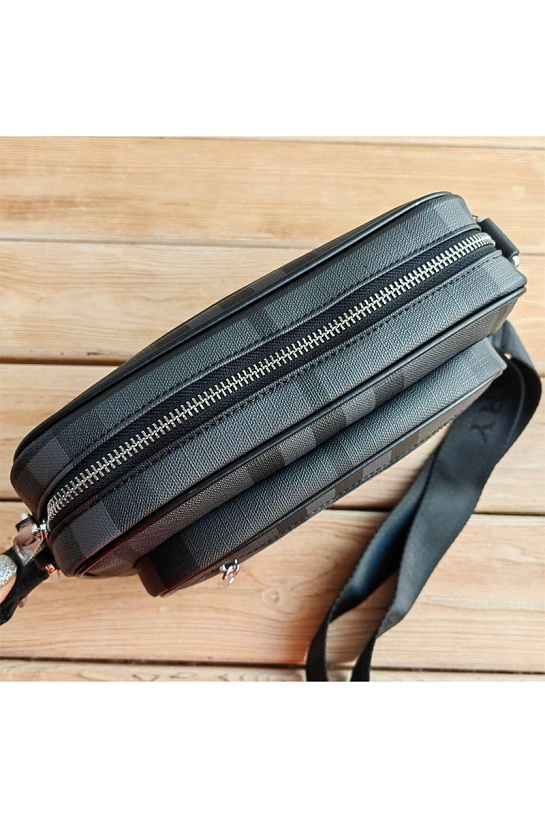 Кожаная сумка Burberry Paddy 23x17 см