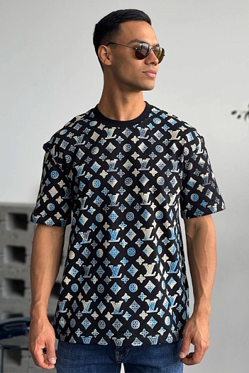Чёрная оверсайз футболка Louis Vuitton Monogram All-over   